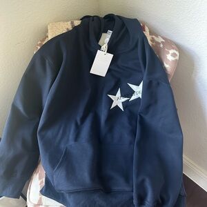 NAVY STAR SWEATSHIRT